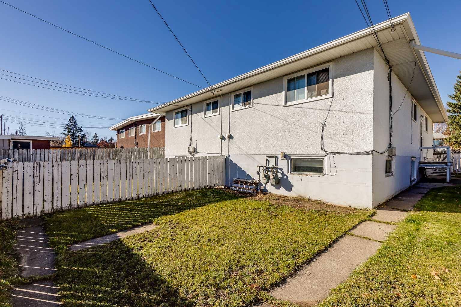 Calgary, AB T3C 1X8,1630 41 ST SW