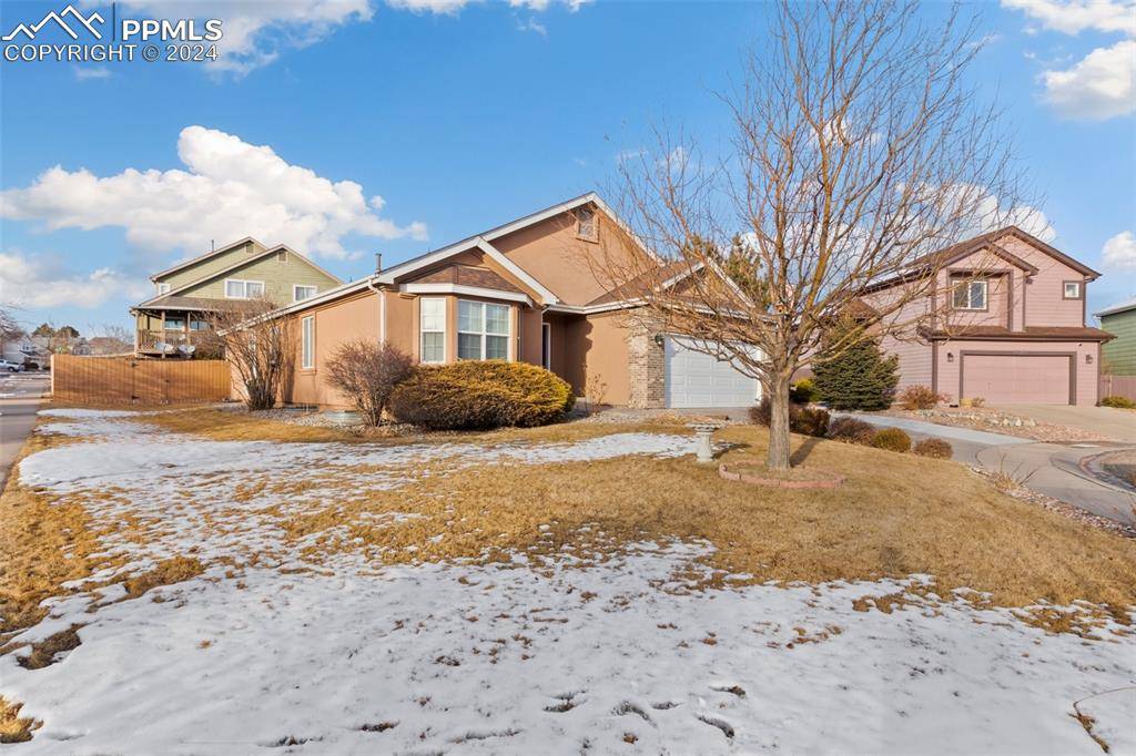 Colorado Springs, CO 80922,5810 Jackpot DR