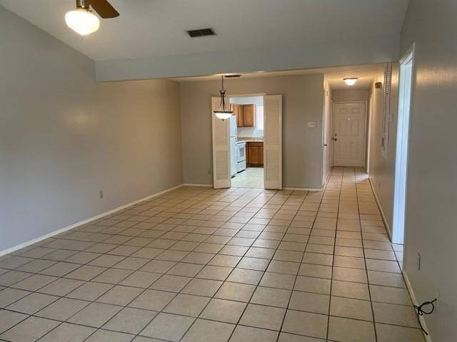 Tyler, TX 75703,400 W South Town Drive #204