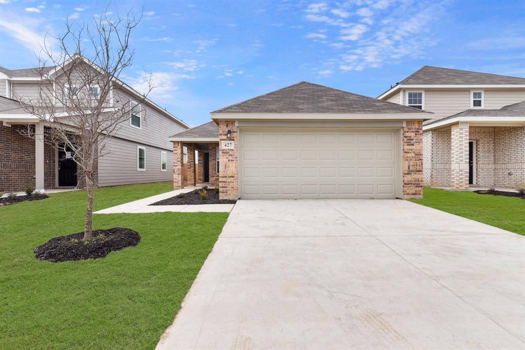 Everman, TX 76140,427 Woodhouse Way