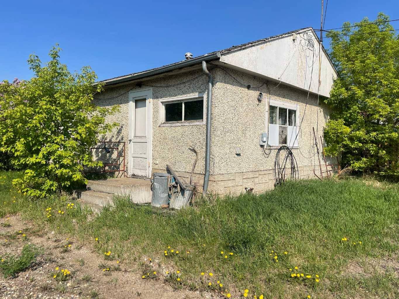 Peace River, AB T8S 1N9,10509 89 ST