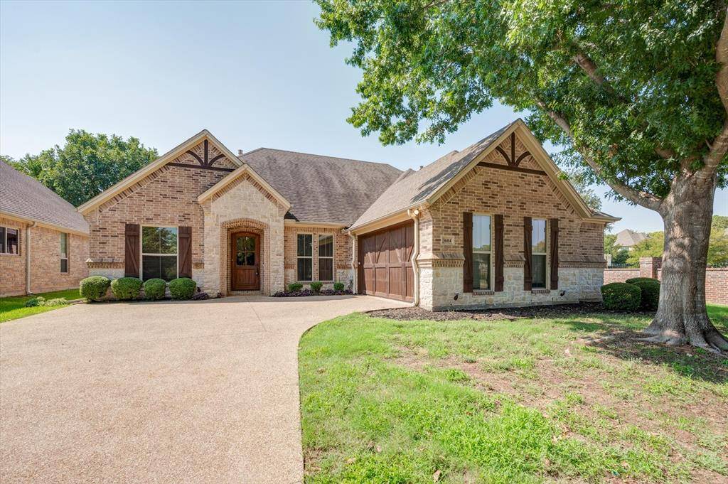 Arlington, TX 76017,3604 Regents Park Court