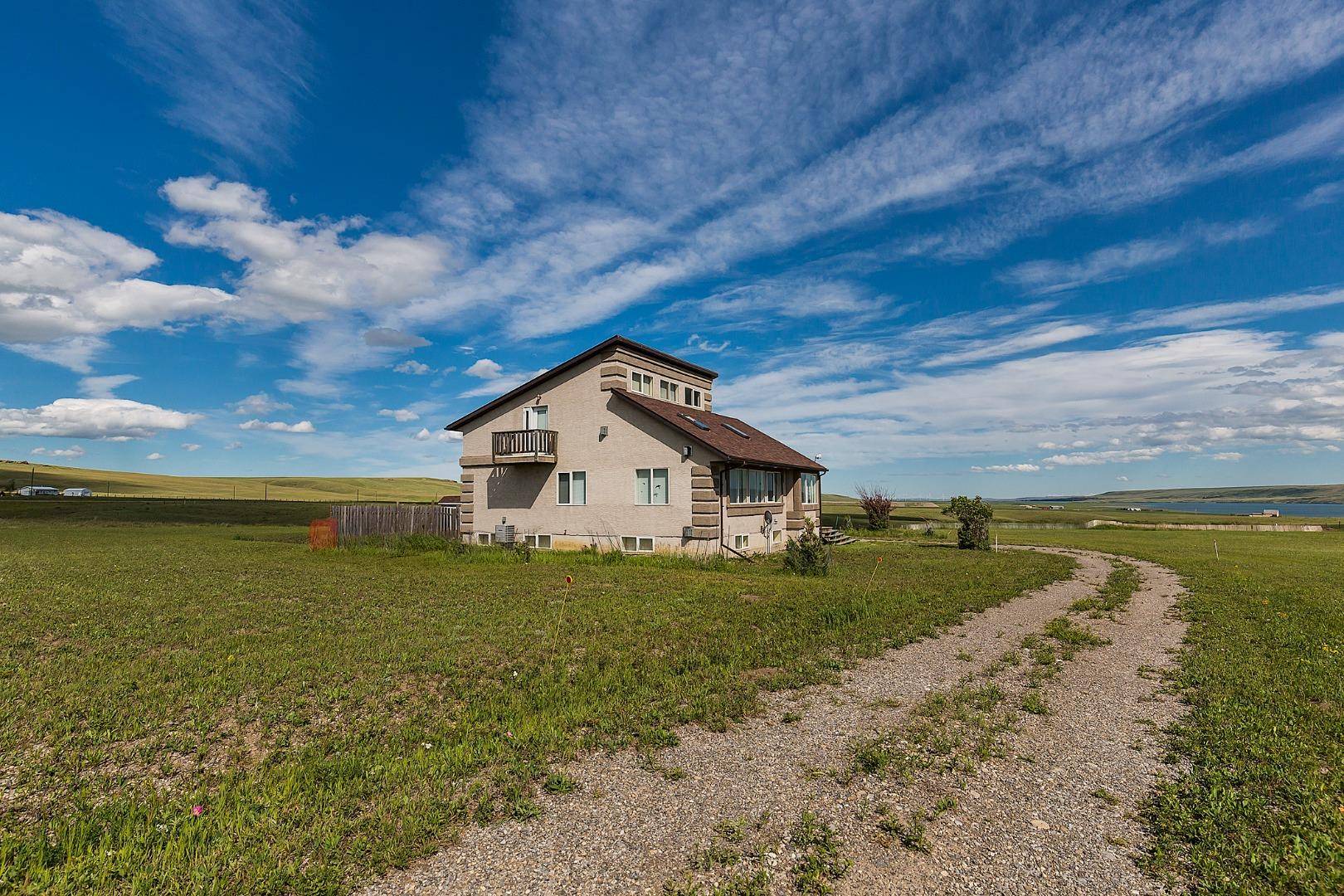 Cowley, AB T0K 0P0,6 Walking Plow Acres