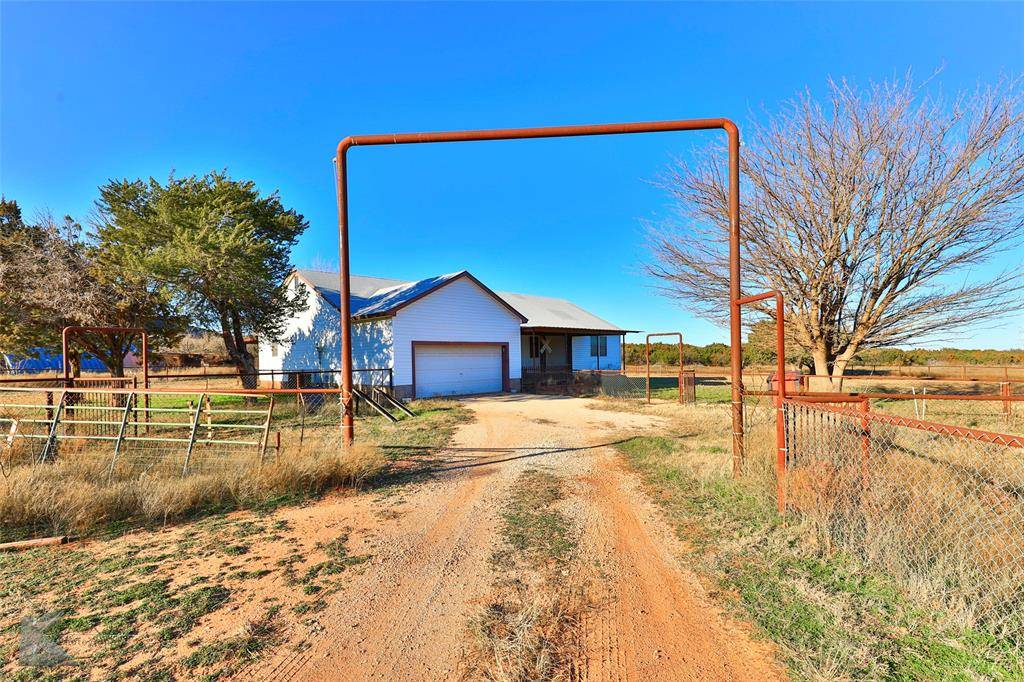 Tuscola, TX 79562,802 County Road 127