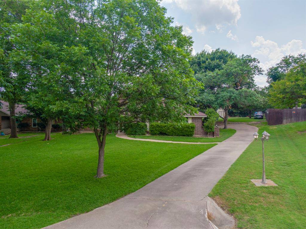 Oak Leaf, TX 75154,134 Forest Brook Drive