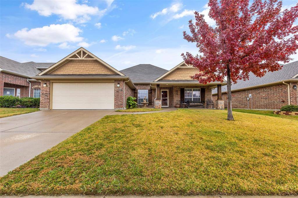 Burleson, TX 76028,725 Evergreen Court