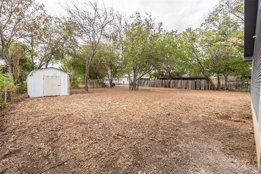 Nocona, TX 76255,205 E Maple Street