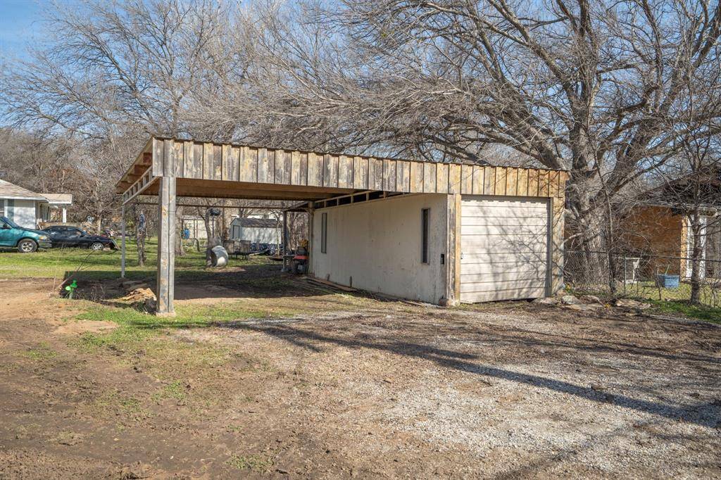 Justin, TX 76247,720 W 1st Street