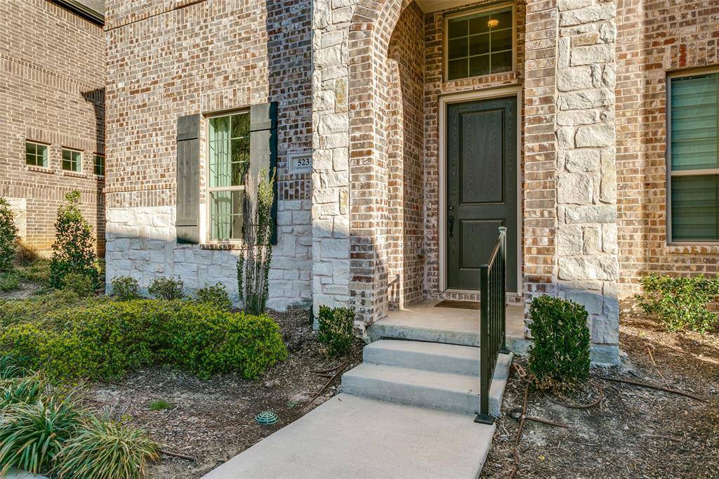 Irving, TX 75039,523 Cobblestone Lane