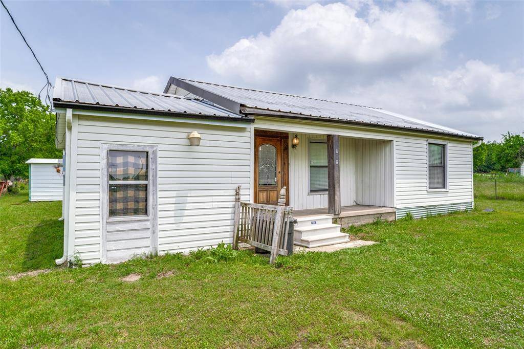 Wills Point, TX 75169,818 Highland Avenue