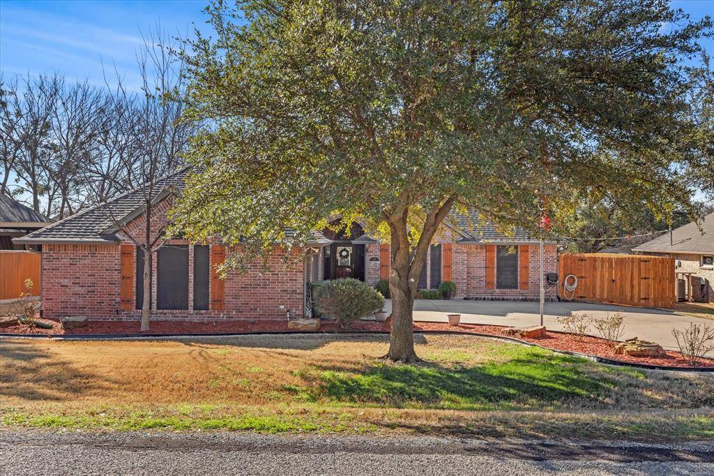 Granbury, TX 76049,207 Sunrise Drive