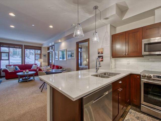 43 5005 VALLEY DRIVE, Kamloops, BC V0E 5N0