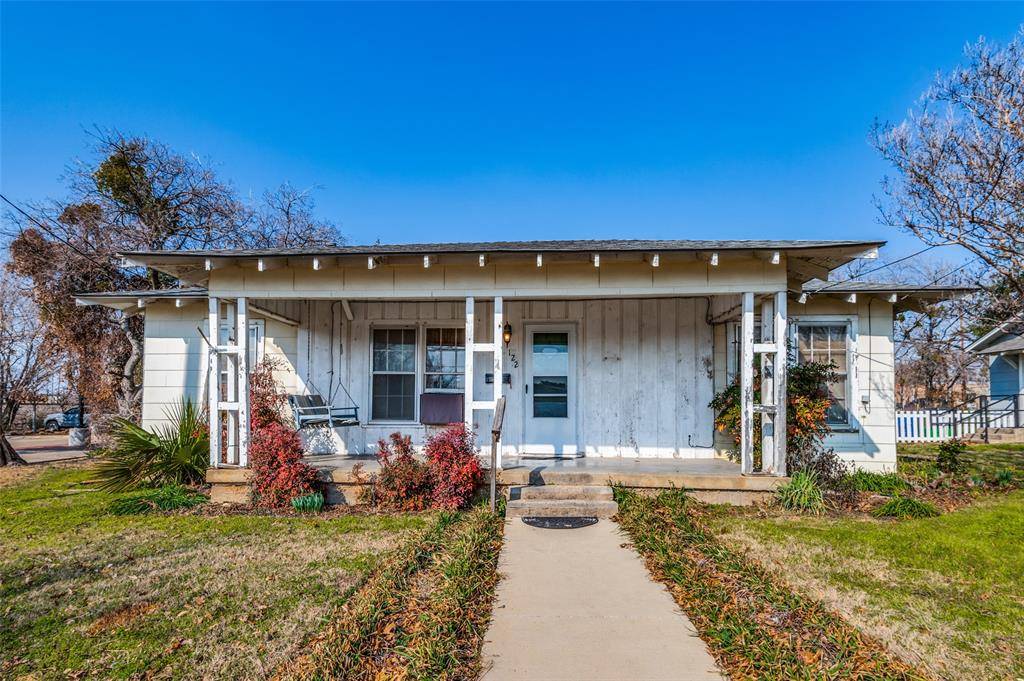 Keller, TX 76248,122 W Olive Street