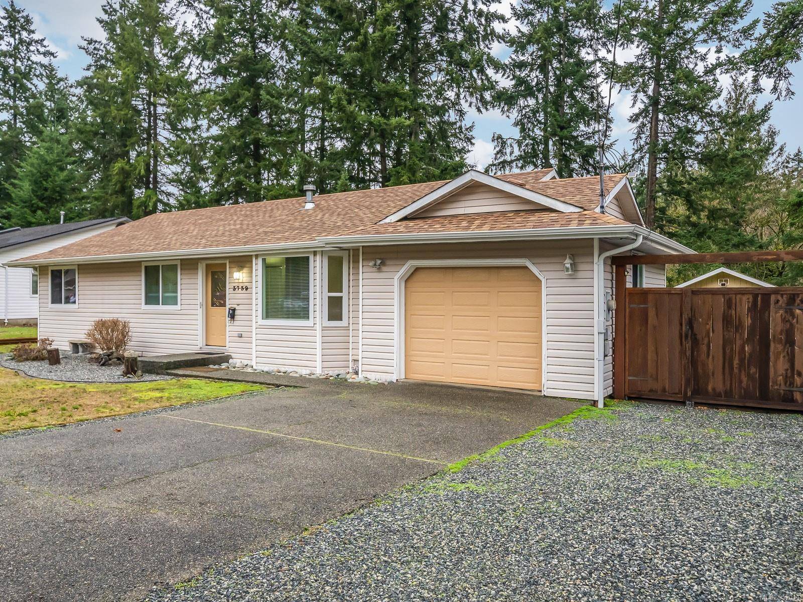Nanaimo, BC V9T 5W3,3739 Elworthy Pl