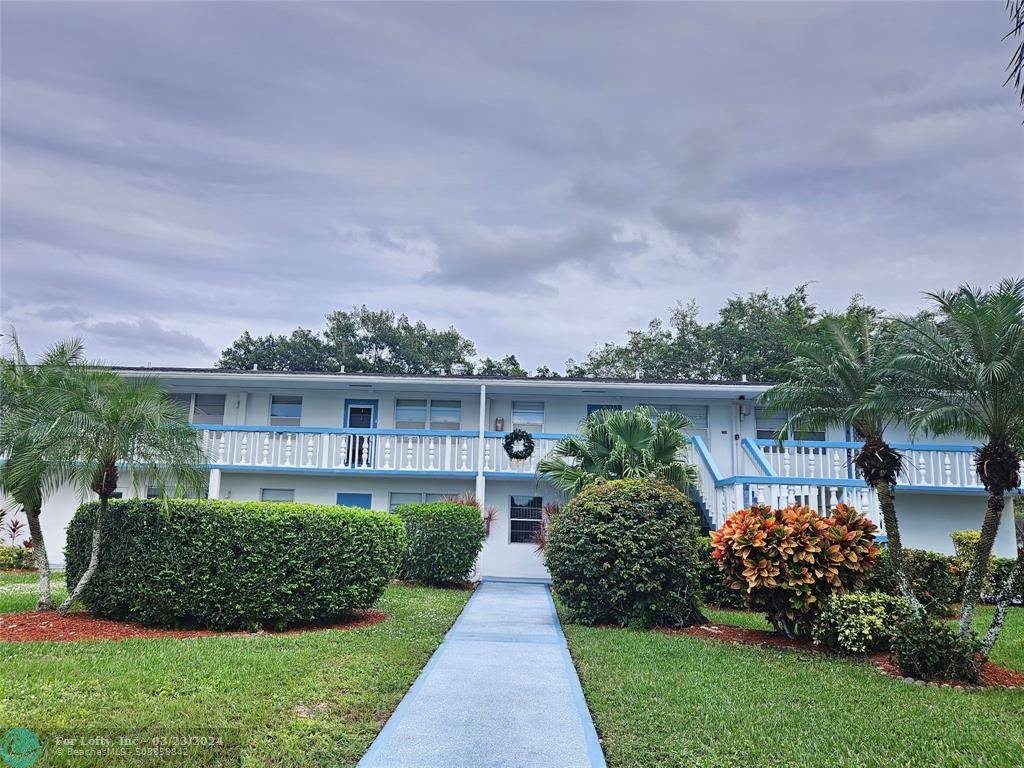 Deerfield Beach, FL 33442,22 Tilford B  #22