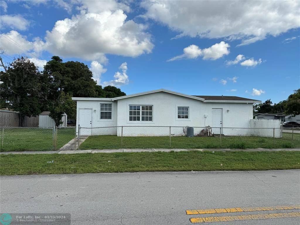 Lauderhill, FL 33313,4461 NW 25th St