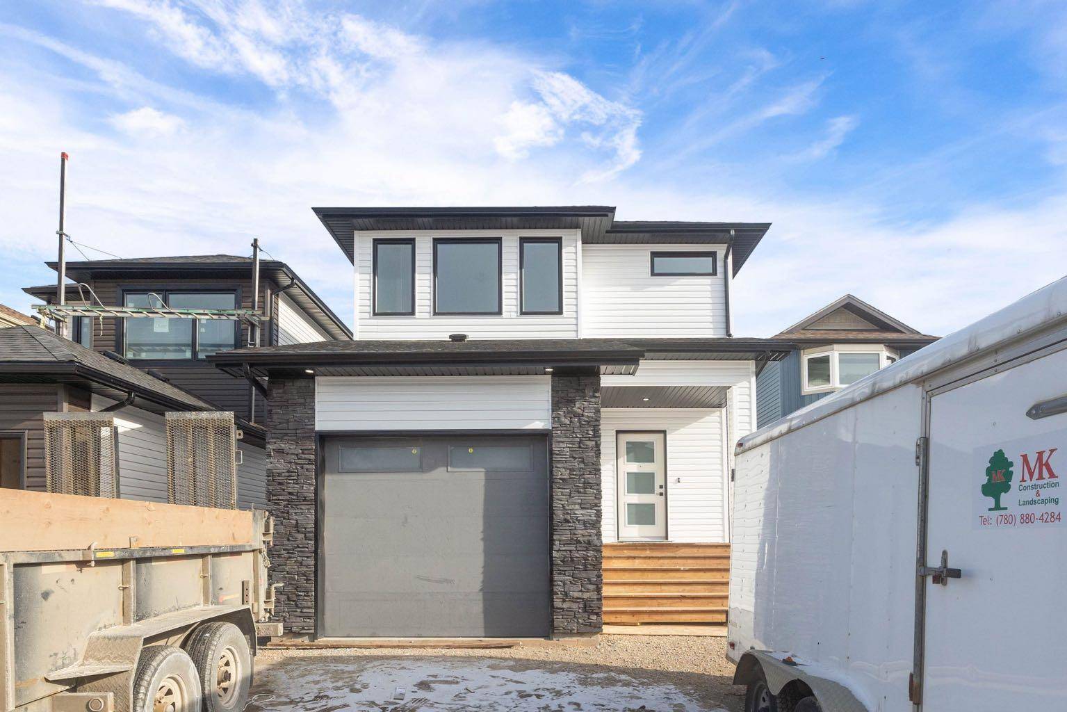 Fort Mcmurray, AB T9J 1C3,147 Athabasca CRES