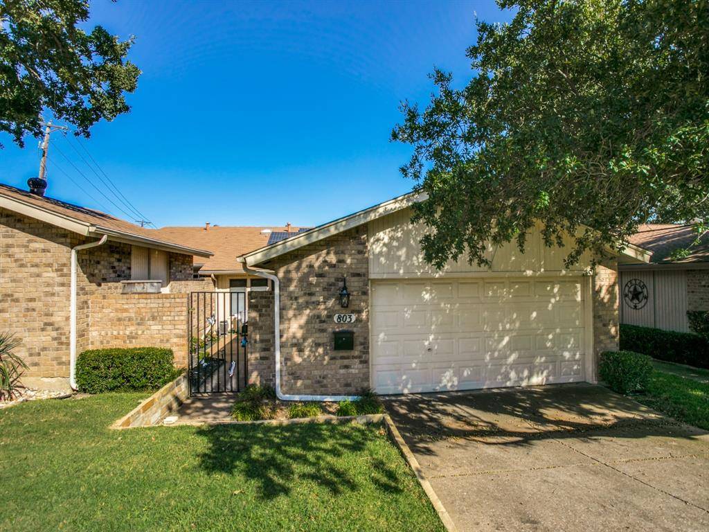 Bedford, TX 76021,803 Shady Glen Lane