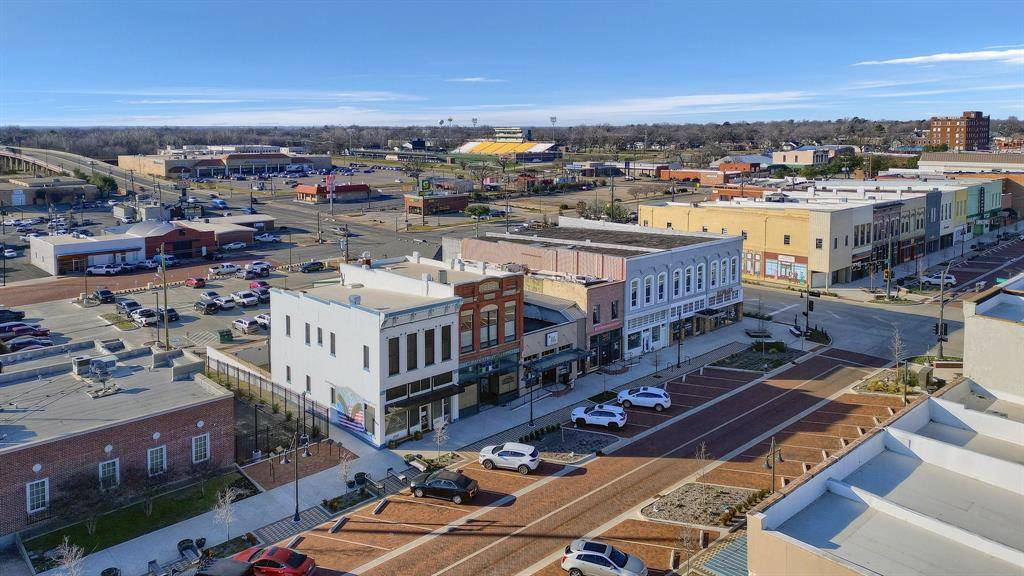 Denison, TX 75021,118 W Main Street