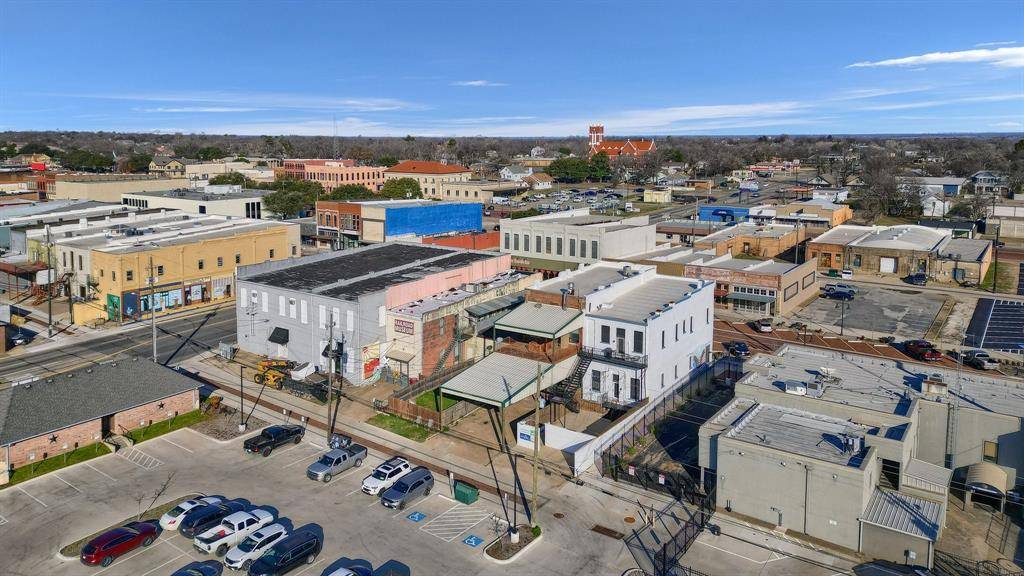 Denison, TX 75021,118 W Main Street