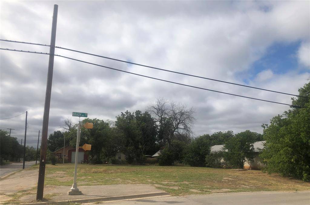 Brownwood, TX 76801,803 3rd Street