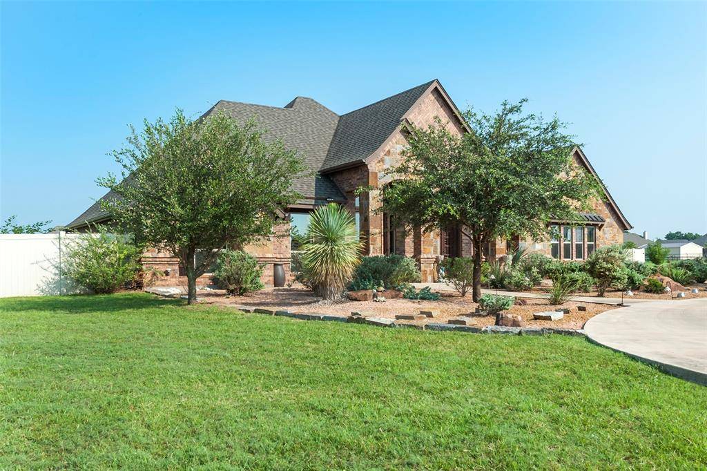 Brock, TX 76087,305 Steppes Court