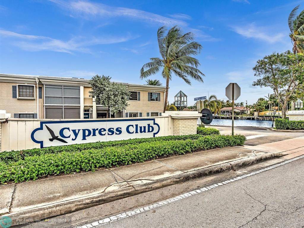 Pompano Beach, FL 33060,150 Cypress Club Dr  #535