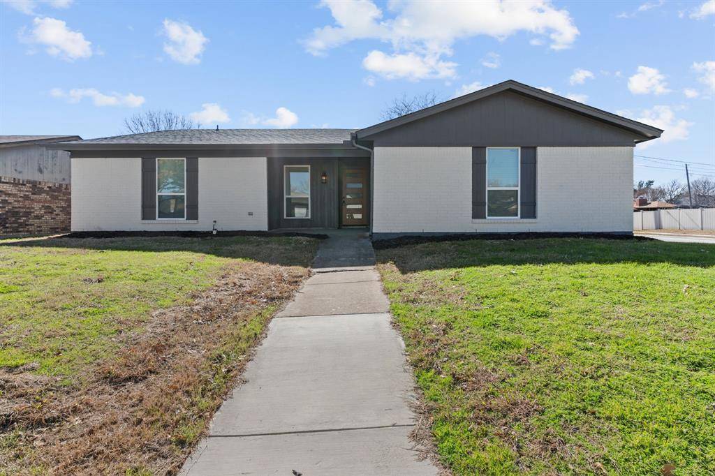 Watauga, TX 76148,6500 Meadowlark Lane E