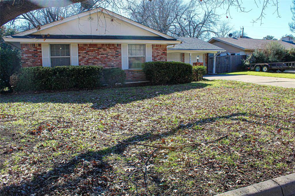 Benbrook, TX 76126,1312 Cozby Street S