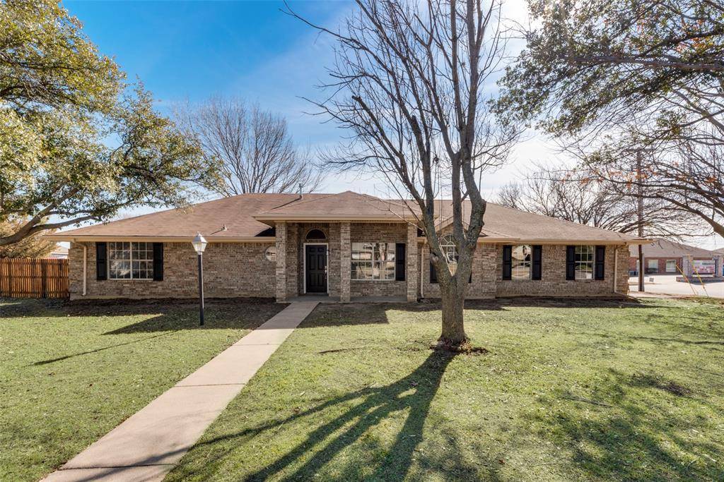 Burleson, TX 76028,700 Stonebrooke Drive