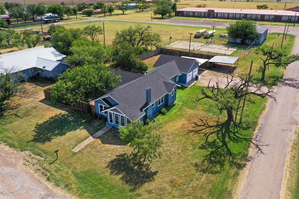 Weinert, TX 76388,301 S Leavitt Street