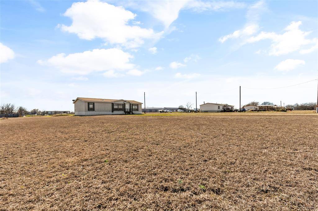 Haslet, TX 76052,172 Private Road 4906