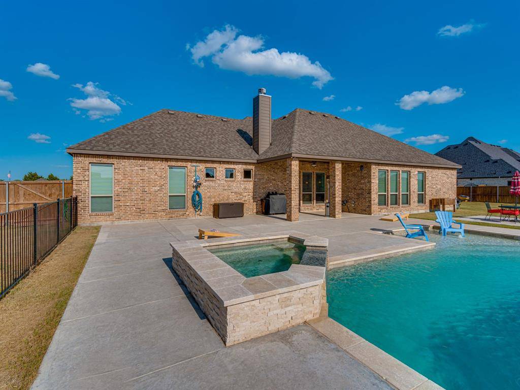 Midlothian, TX 76065,2721 Clear Lake Drive