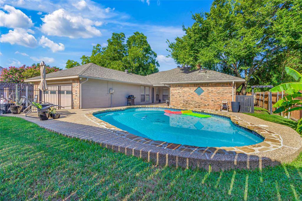 Highland Village, TX 75077,646 Sellmeyer Lane