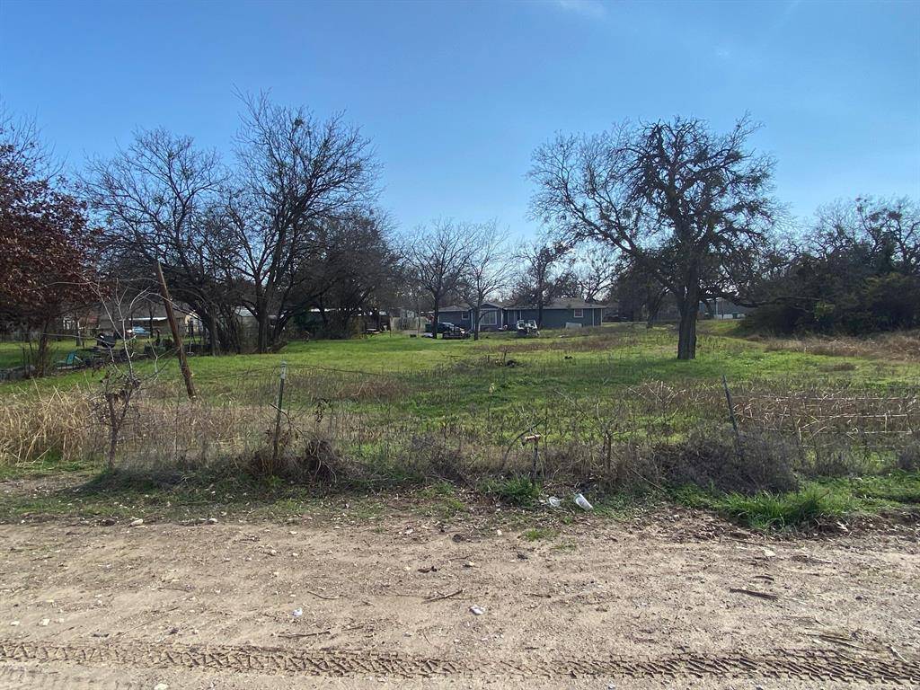 Comanche, TX 76442,508 E College Avenue