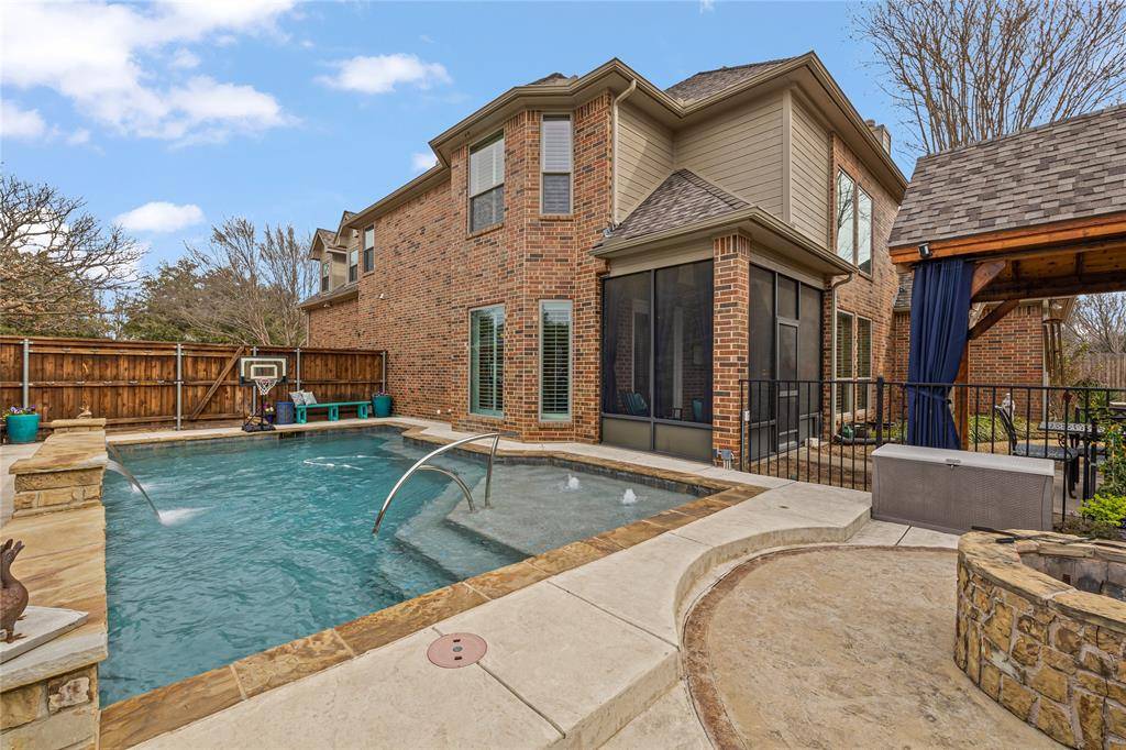 North Richland Hills, TX 76182,7904 Chapelwood Drive