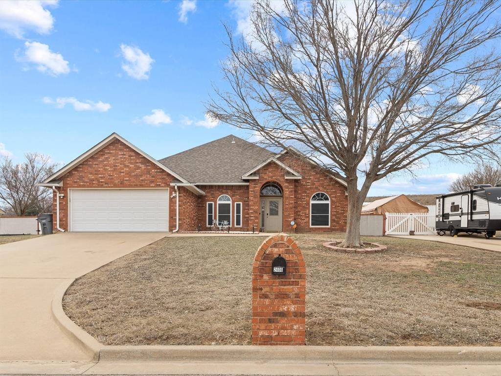 Lawton, OK 73505,2406 NW Faircloud Circle