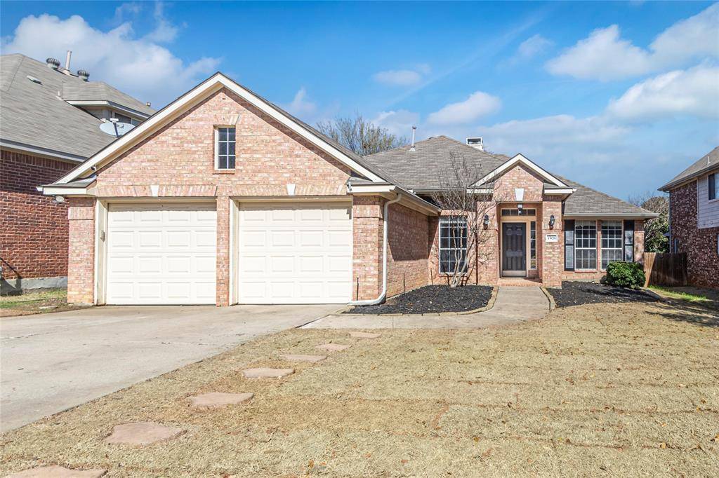 Corinth, TX 76210,1508 Knoll Ridge Circle