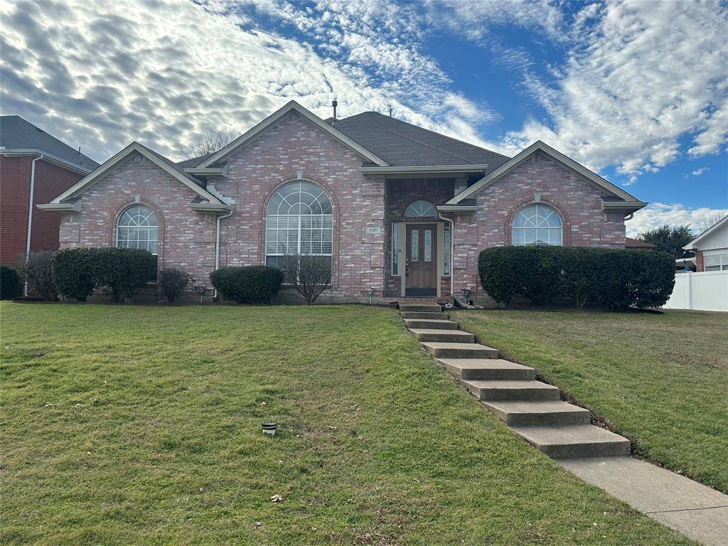 Desoto, TX 75115,420 Summertree Lane