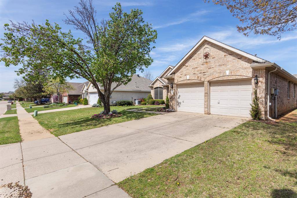 Denton, TX 76210,2617 Hollow Ridge Drive