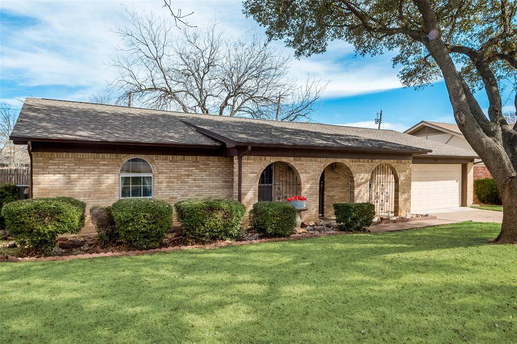 Bedford, TX 76021,3216 Spring Valley Drive