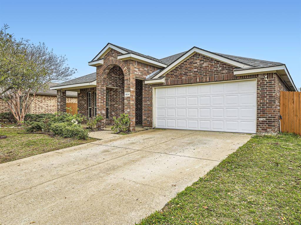 Heartland, TX 75126,4014 Autumnwood Lane