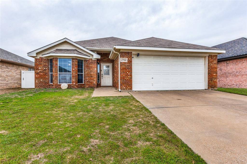 Granbury, TX 76049,4704 Topaz Lane