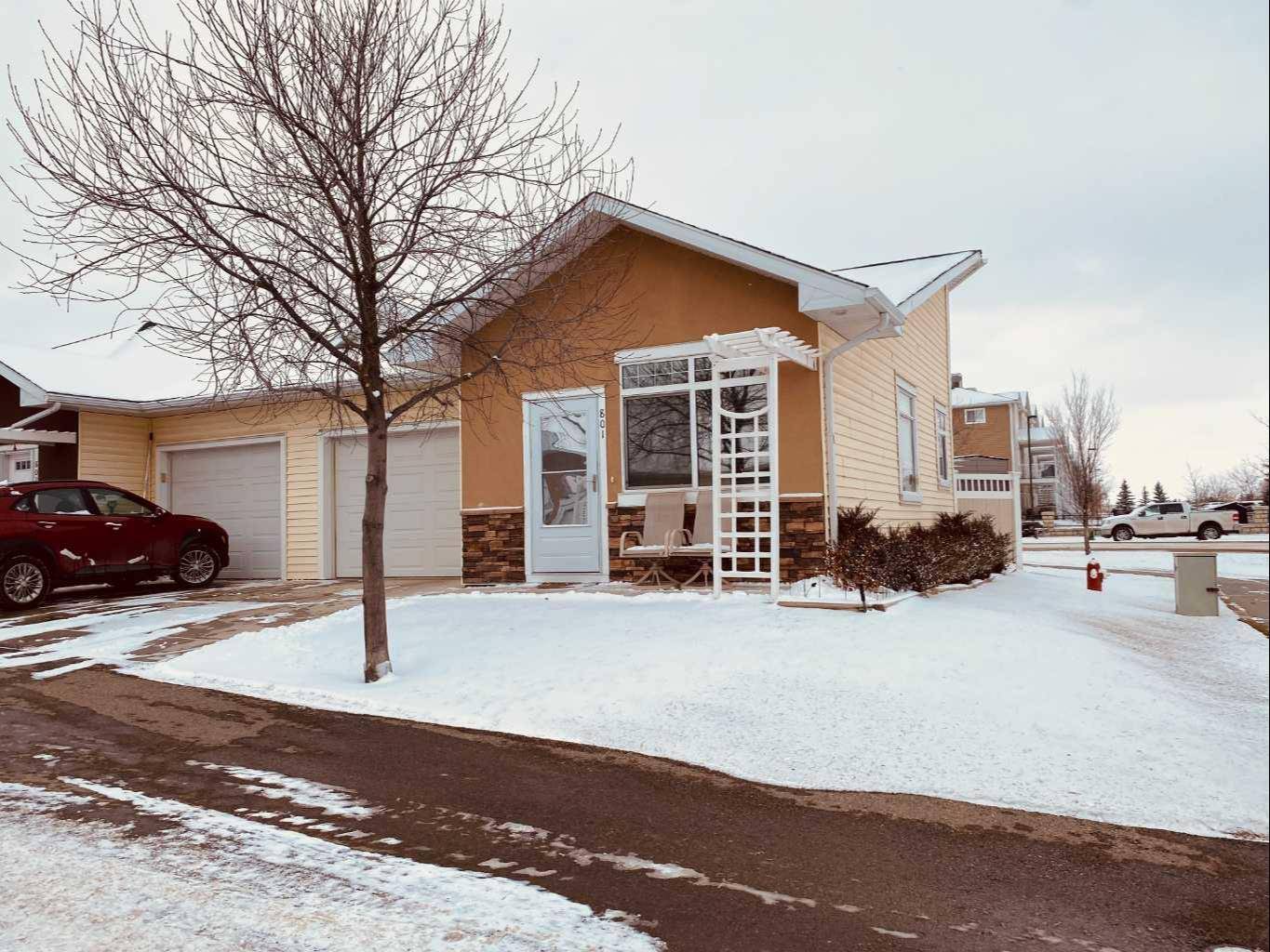 High River, AB T1V 0H1,801 Sunvale CRES NE