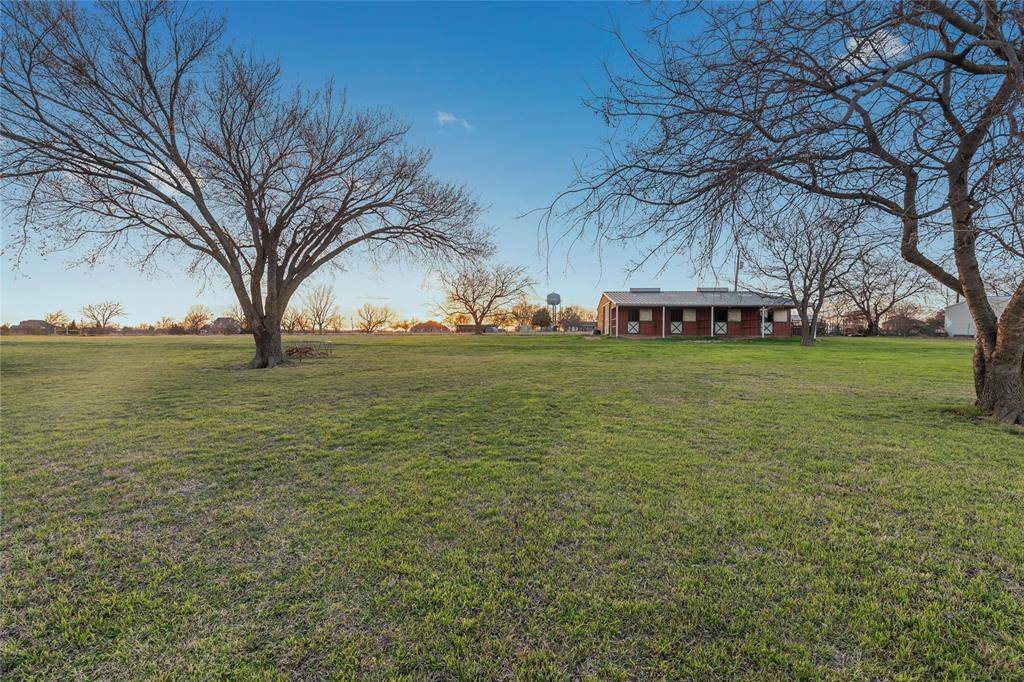 Krum, TX 76249,312 Southview Court