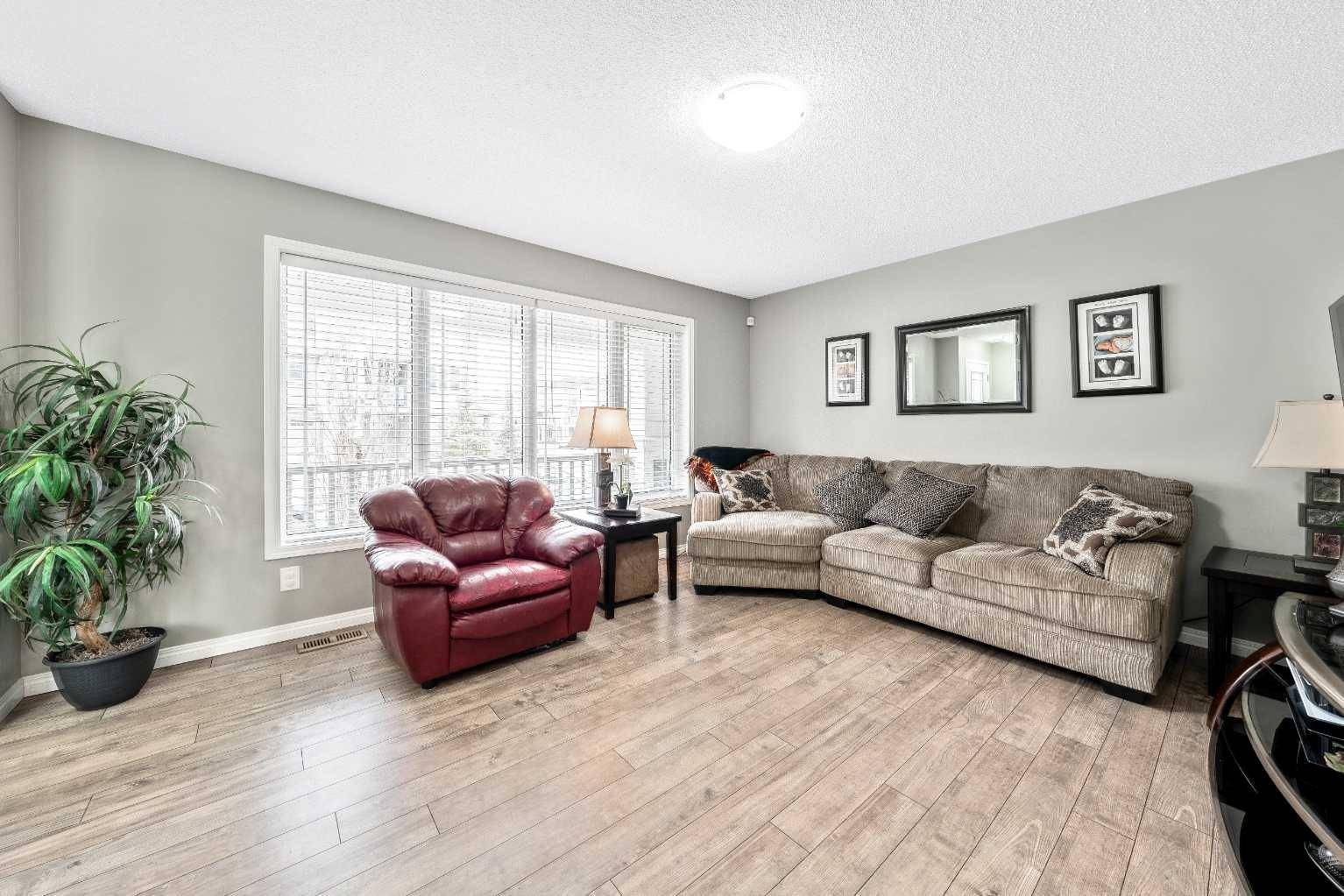 Airdrie, AB T4B 4G3,267 Windford CRES SW