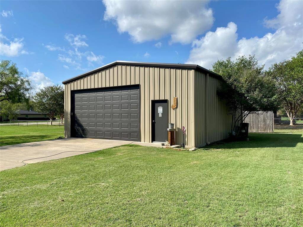 Alvarado, TX 76009,4017 E Oakview Circle