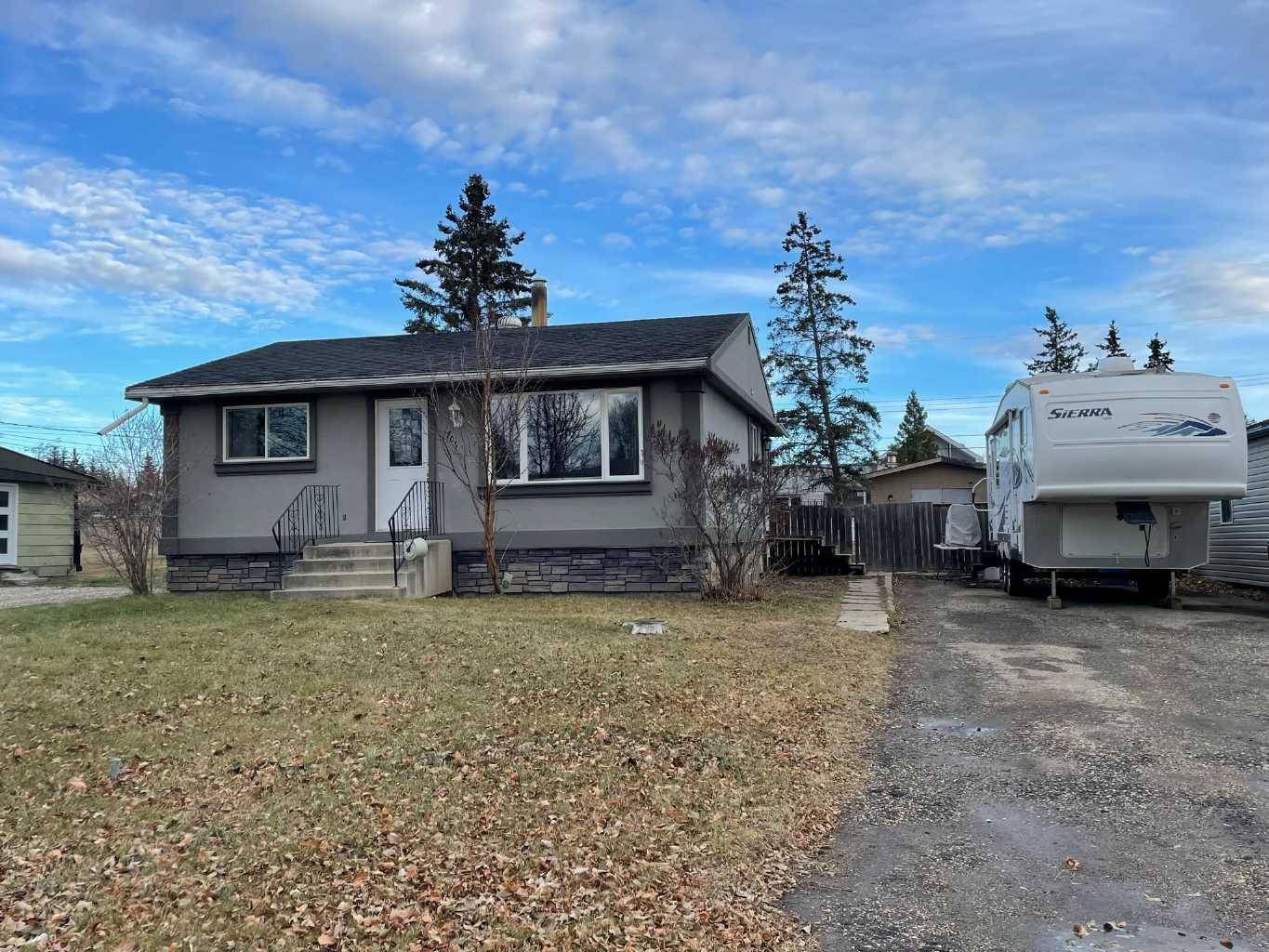 Beaverlodge, AB T0H 0C0,706 6 AVE