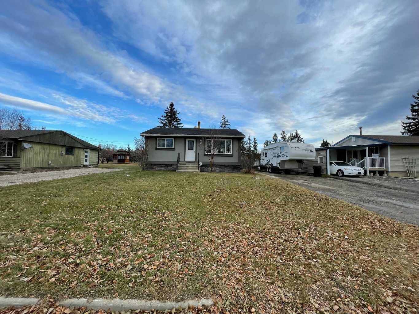 Beaverlodge, AB T0H 0C0,706 6 AVE