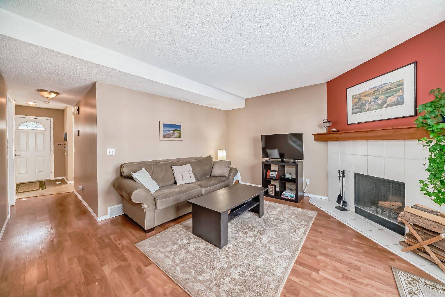 Calgary, AB T1Y 4R5,6020 Temple DR NE #66